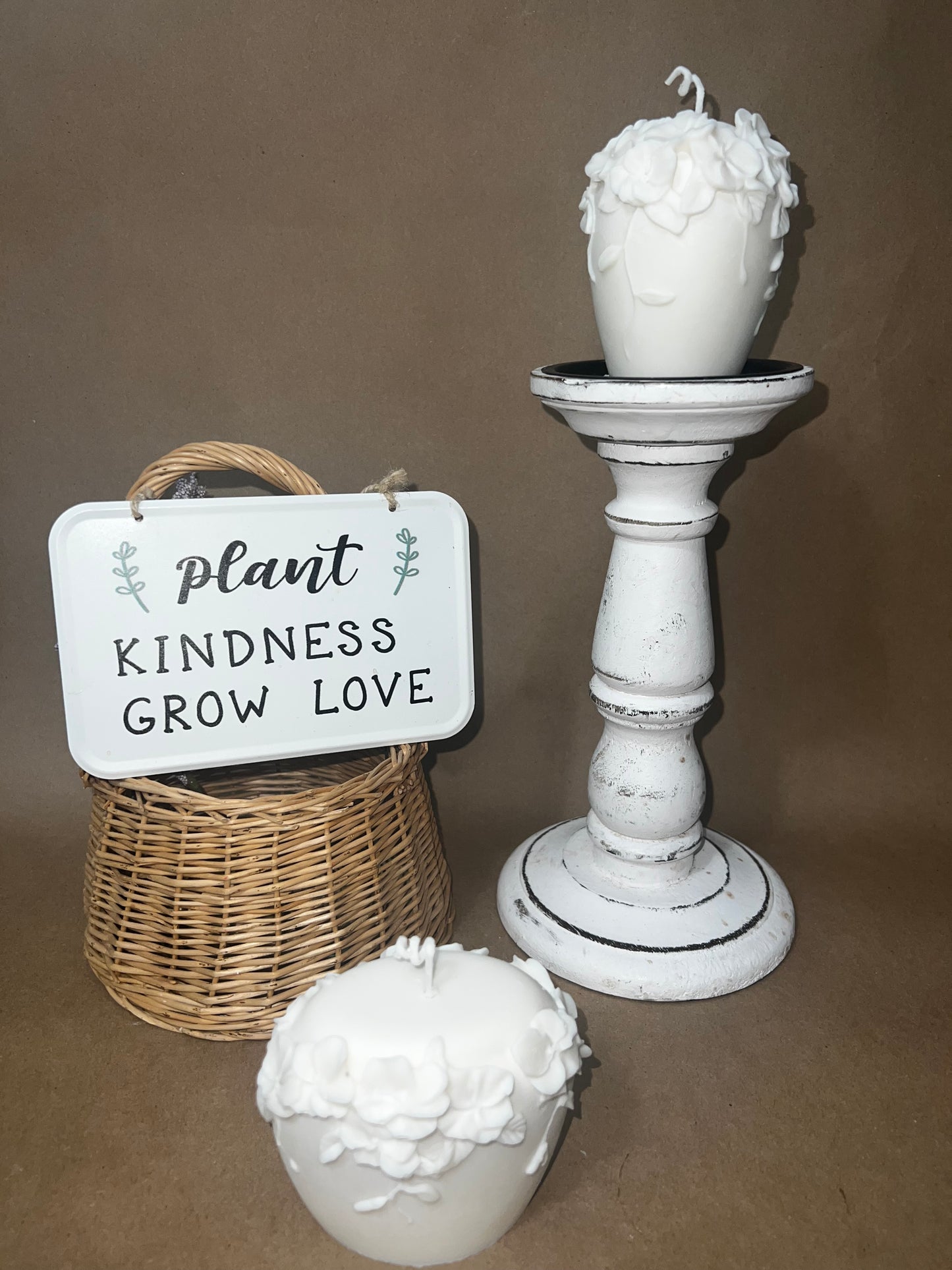 Handmade Duo Flower Pillar Candle, Botanical Home Décor, Natural Fragrance, Unique Gift Idea, Natural Wax