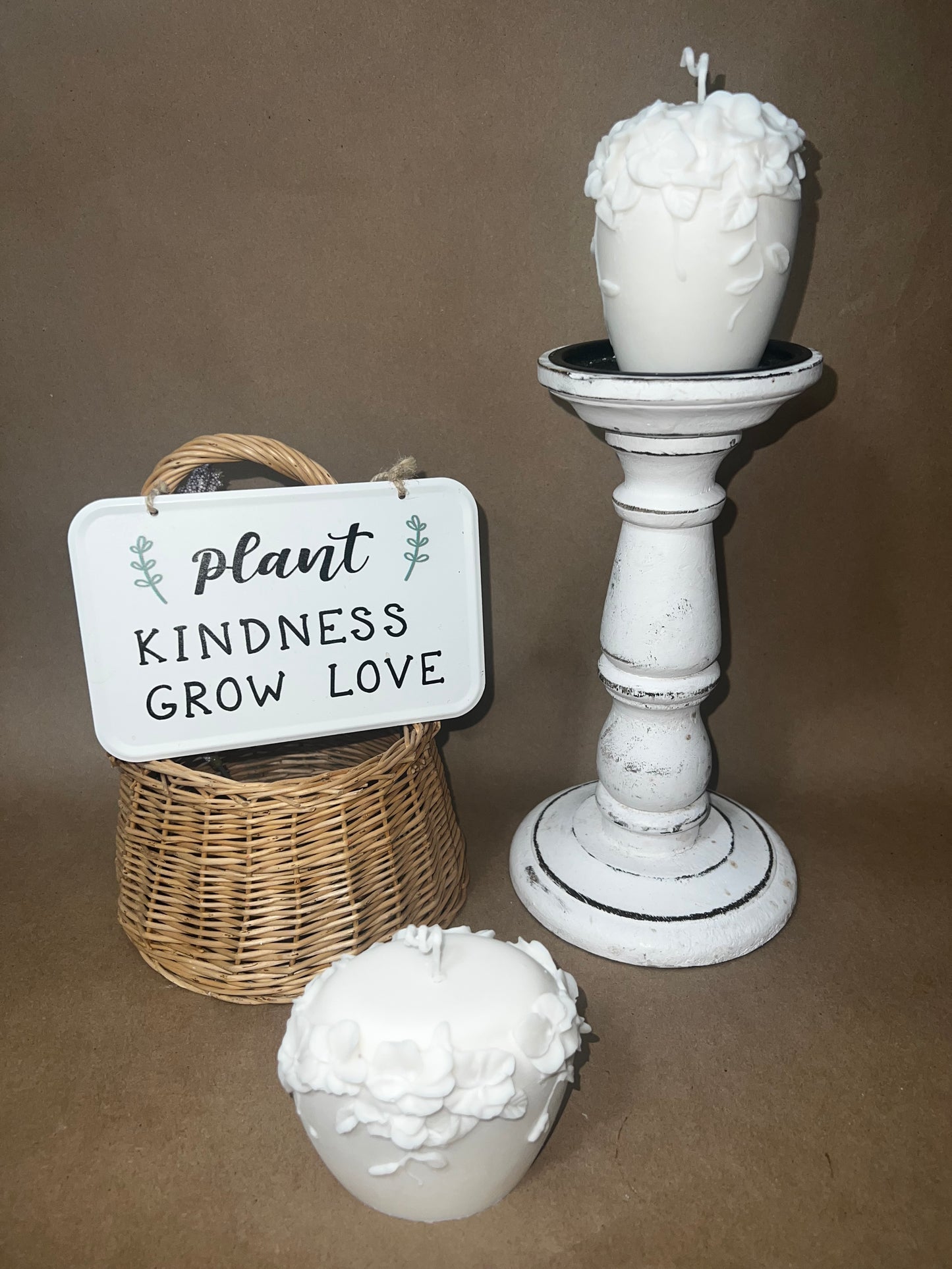 Handmade Duo Flower Pillar Candle, Botanical Home Décor, Natural Fragrance, Unique Gift Idea, Natural Wax