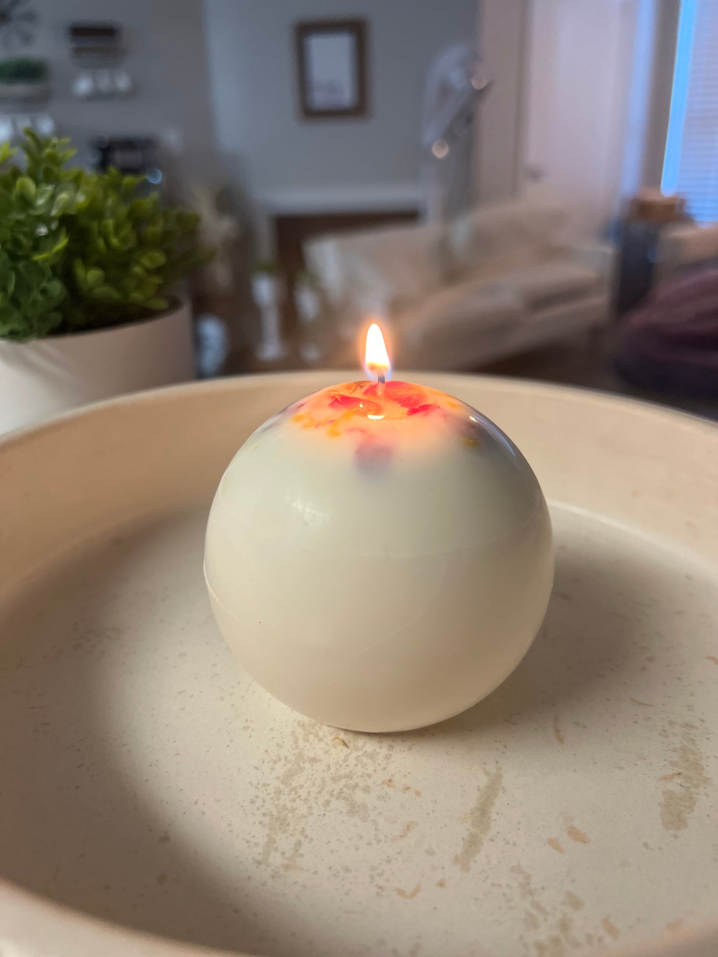 Scent Aesthetic Ball Candle - Moderm Decor